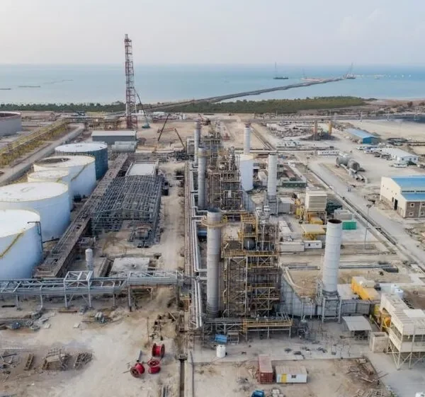  مخازن ذخیرعه سازی نفت خام بندر جاسک شرکت عمران آذرستان 1 600x561